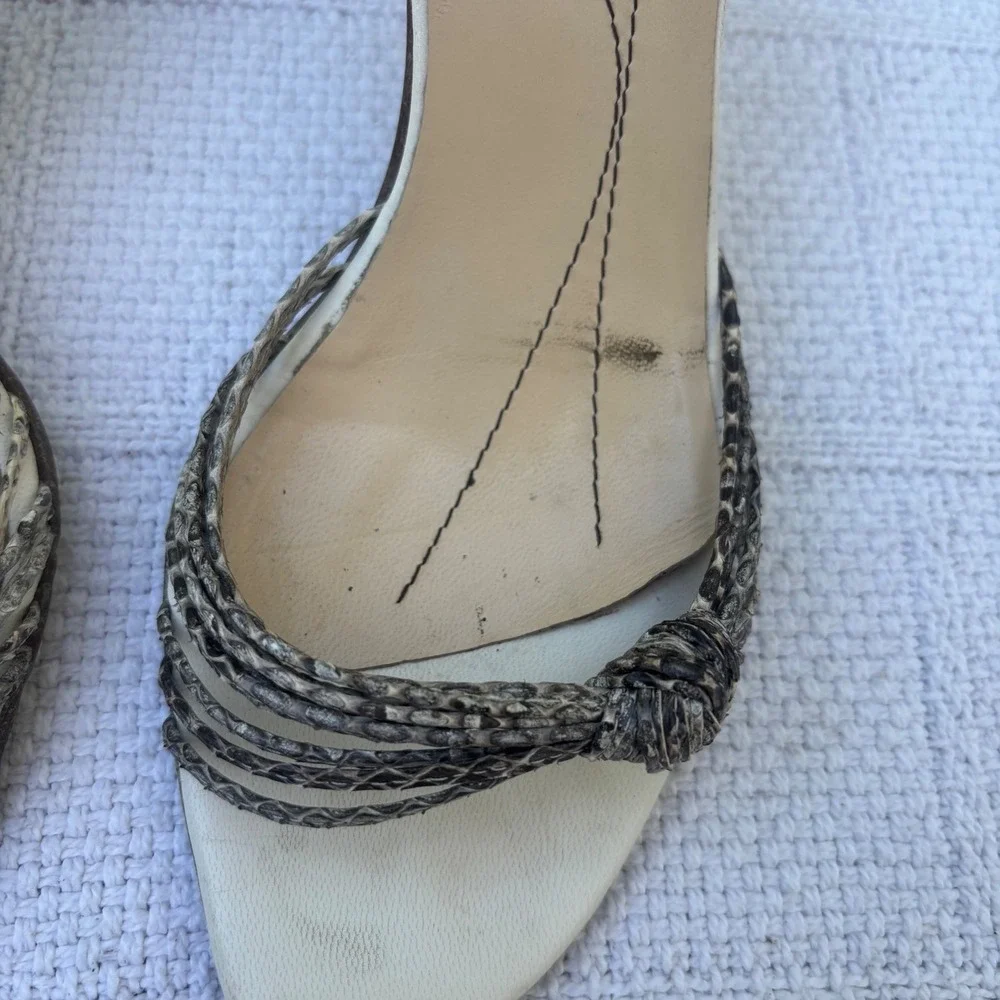 Women's 6.5 KATE SPADE Vintage Y2K White Leather Snake Strappy Heeled Sandals